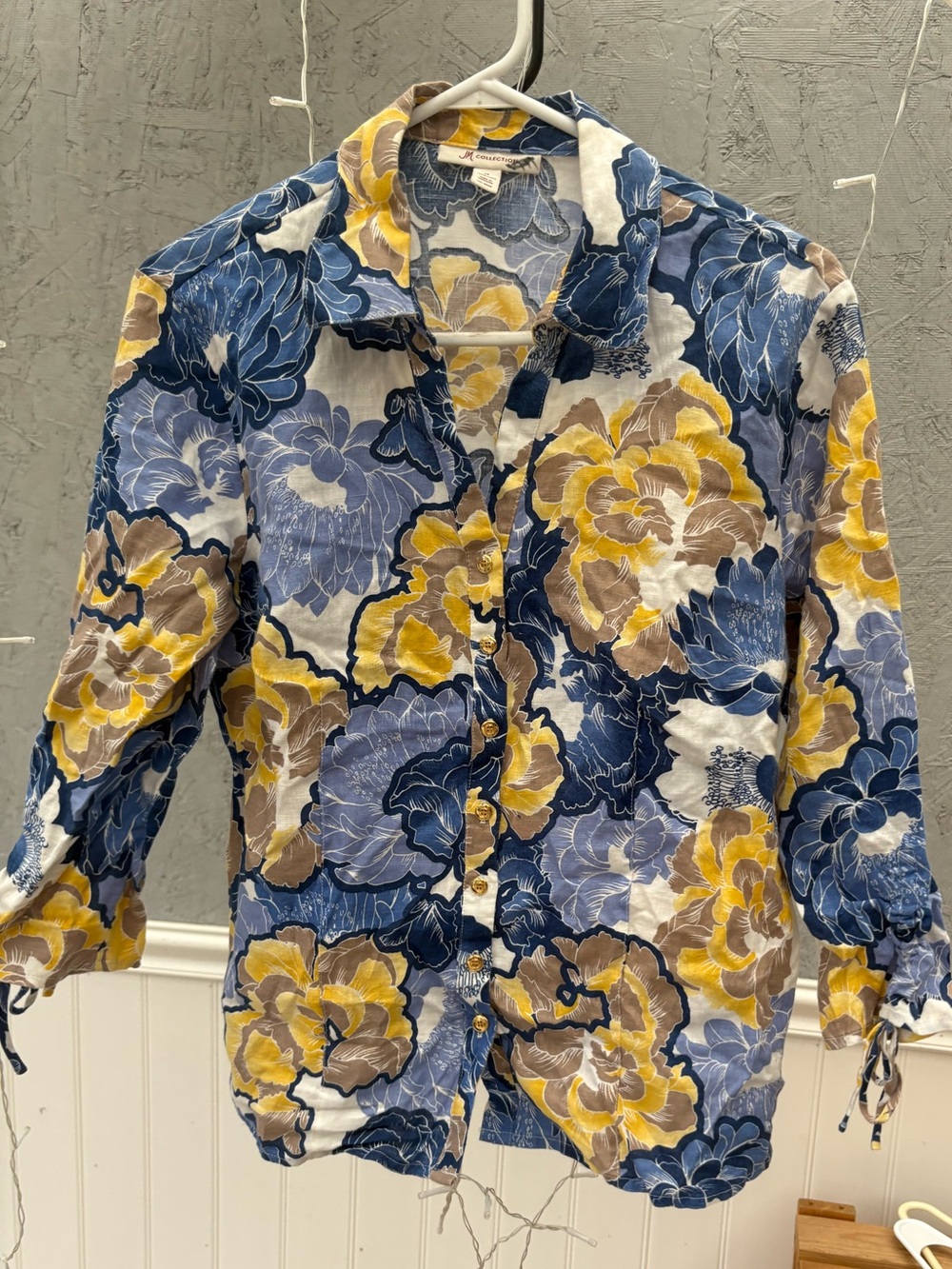 JM Collection Blue, Yellow & Cream Floral Button-Up